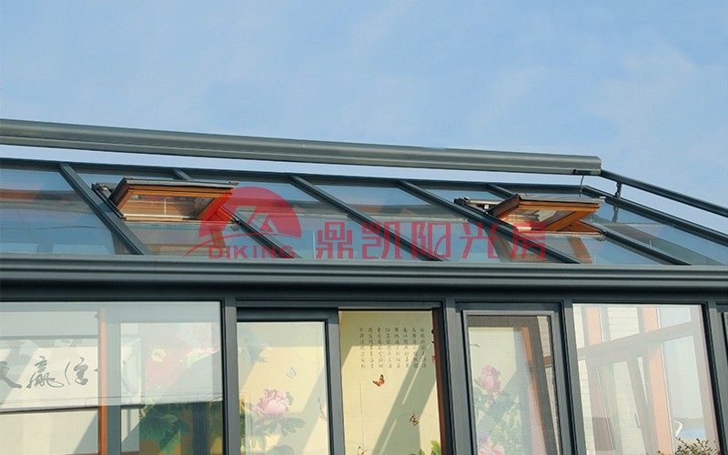 陽(yáng)光房千萬(wàn)不要玻璃頂是真的嗎？陽(yáng)光房如何隔熱？